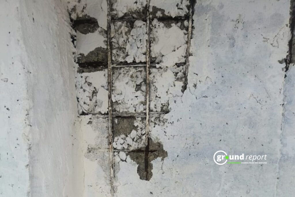 Primary school in Tandikala in bad state