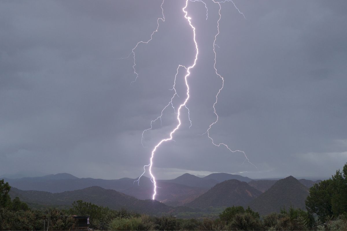 Lightning alerts 'not enough,' to save lives, say experts; rural areas still at risk