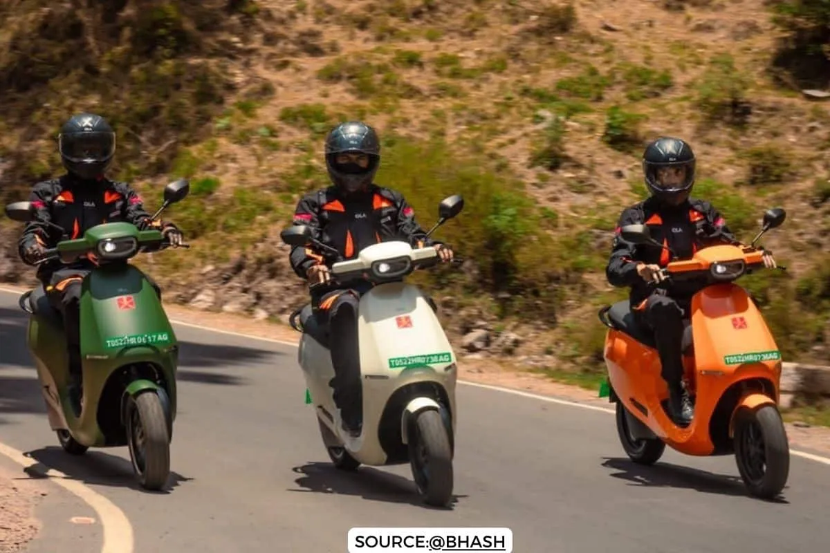 Ola Scooters have set off on the first ever EV ride with the bravest hearts, the Indian Army! 15 Army and Ola riders will go across highest points of Himachal over 5 days!