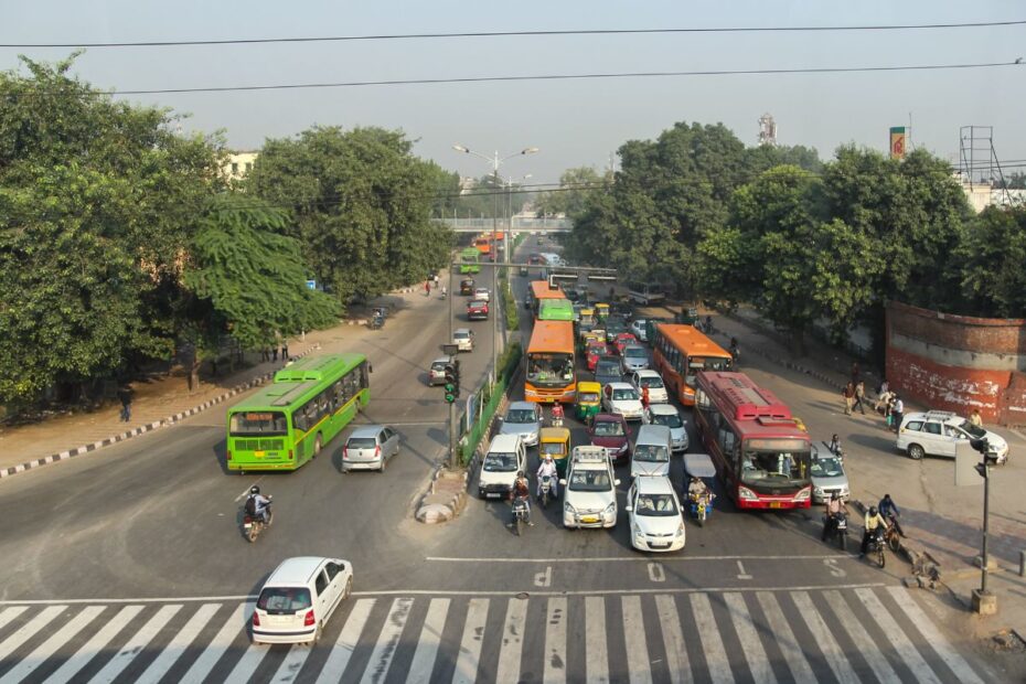 Which state road transports are in profit in India?