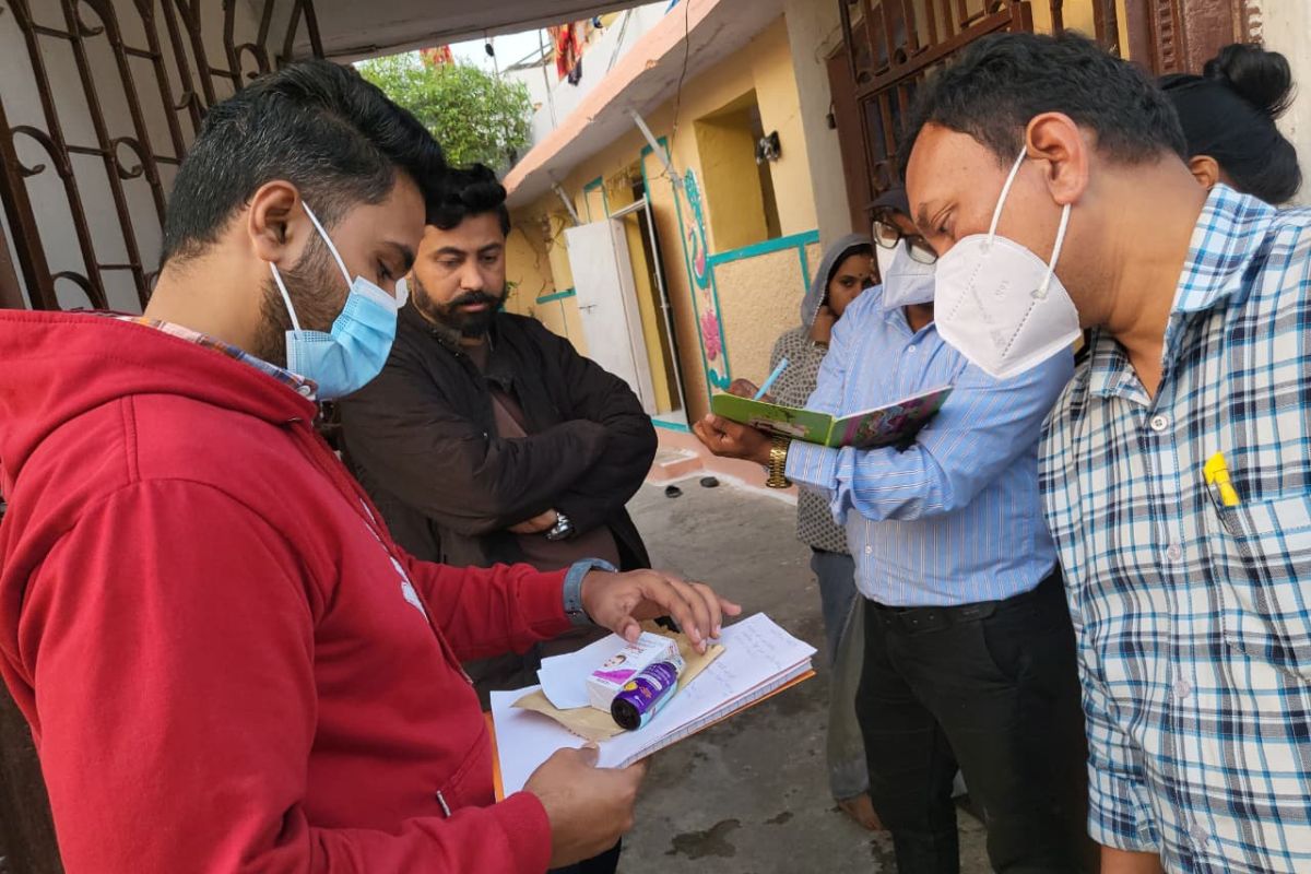 medical team inspecting in pandhurna