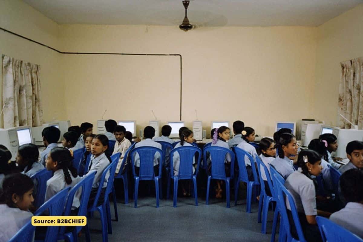 How entrance tests discriminate against low and high-income students?