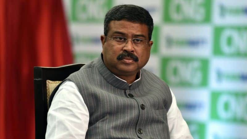 'Modi government gives important order on buying oil from Gulf countries'