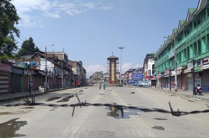 Three separatist leaders met top political leaders in Delhi; "apologised for past"