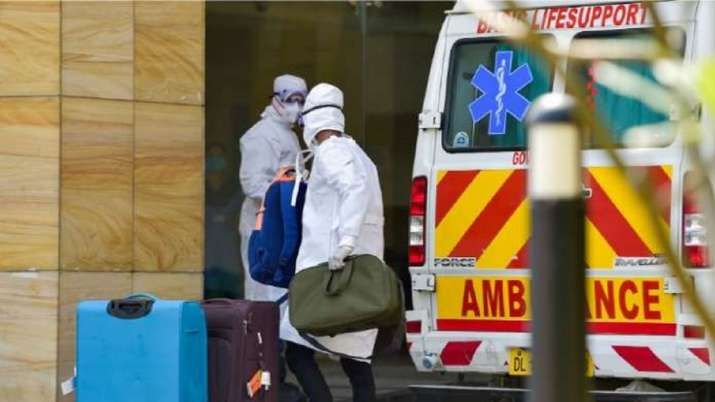 Covid's havoc 12 hours, 40 KM wanders, no hospital gave treatment, died in ambulance