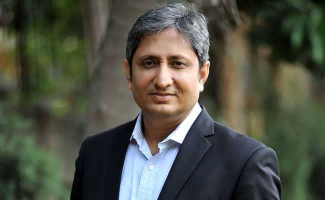 रवीश कुमार जन्मदिन: भारत में रात का अंधेरा न्यूज़ चैनलों पर प्रसारित ख़बरों से फैलता है