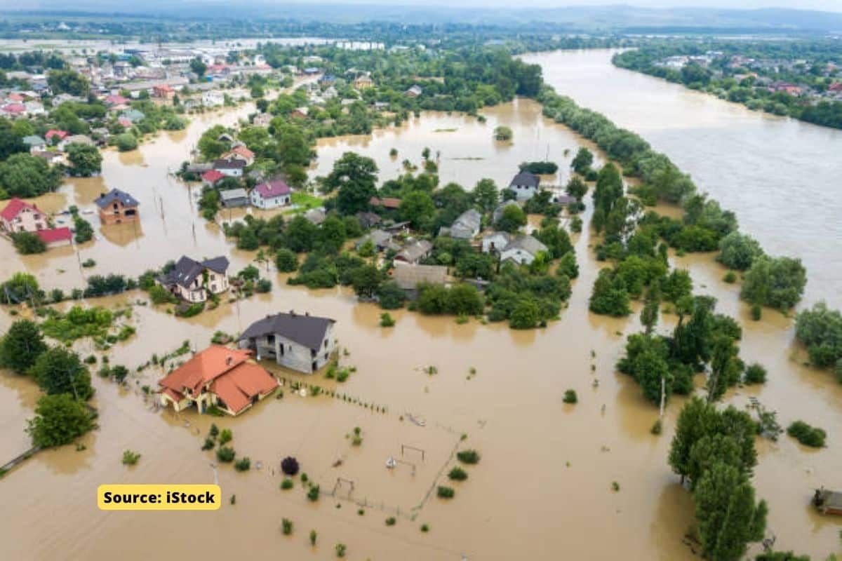 Assam losing 8000 hectares land every year due to floods