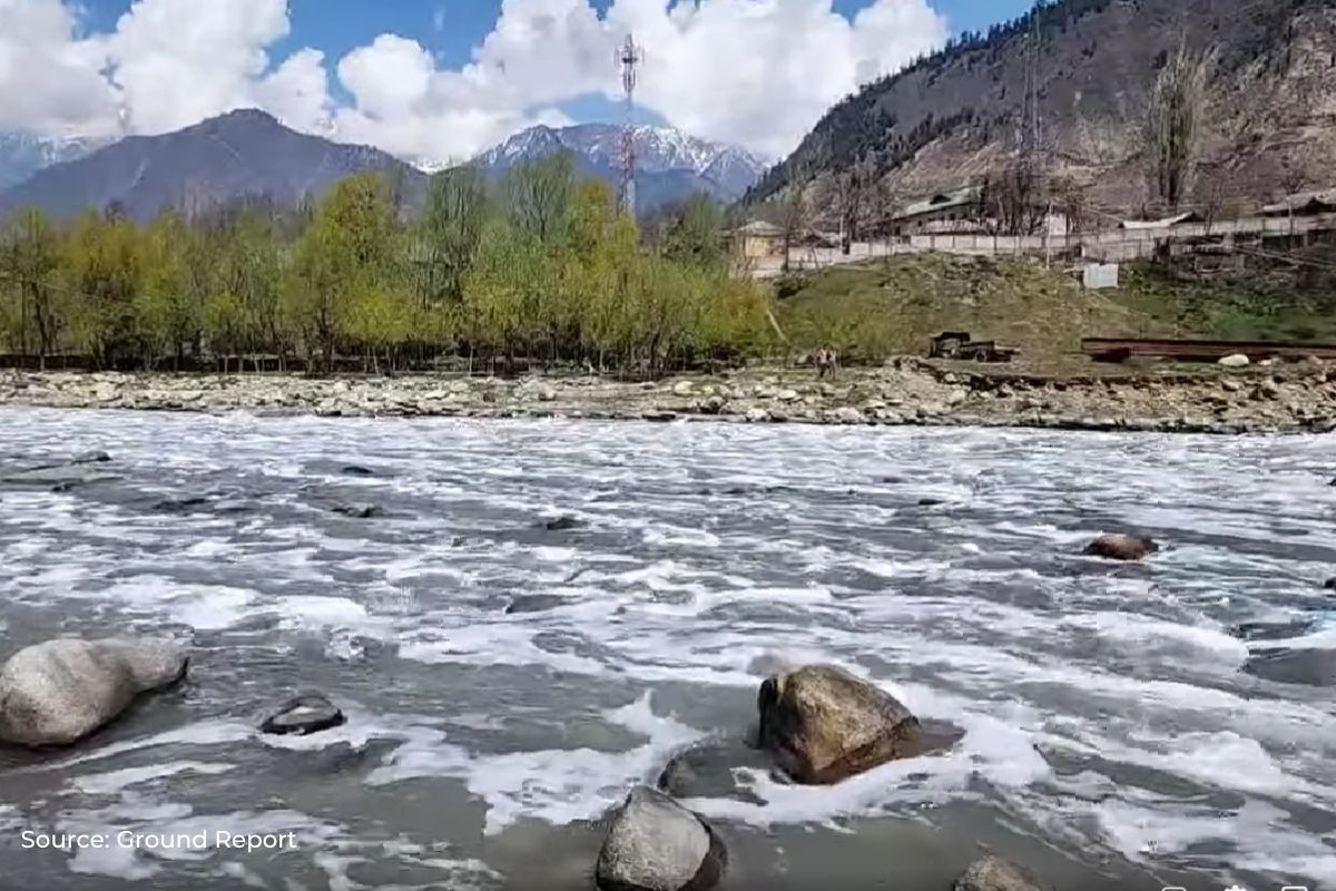 Locals alarmed as Sindh river changes Color, suspect tunnel work chemicals