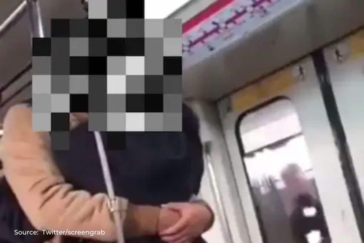 Video of couple kissing in Delhi metro is viral, Who should be punished?