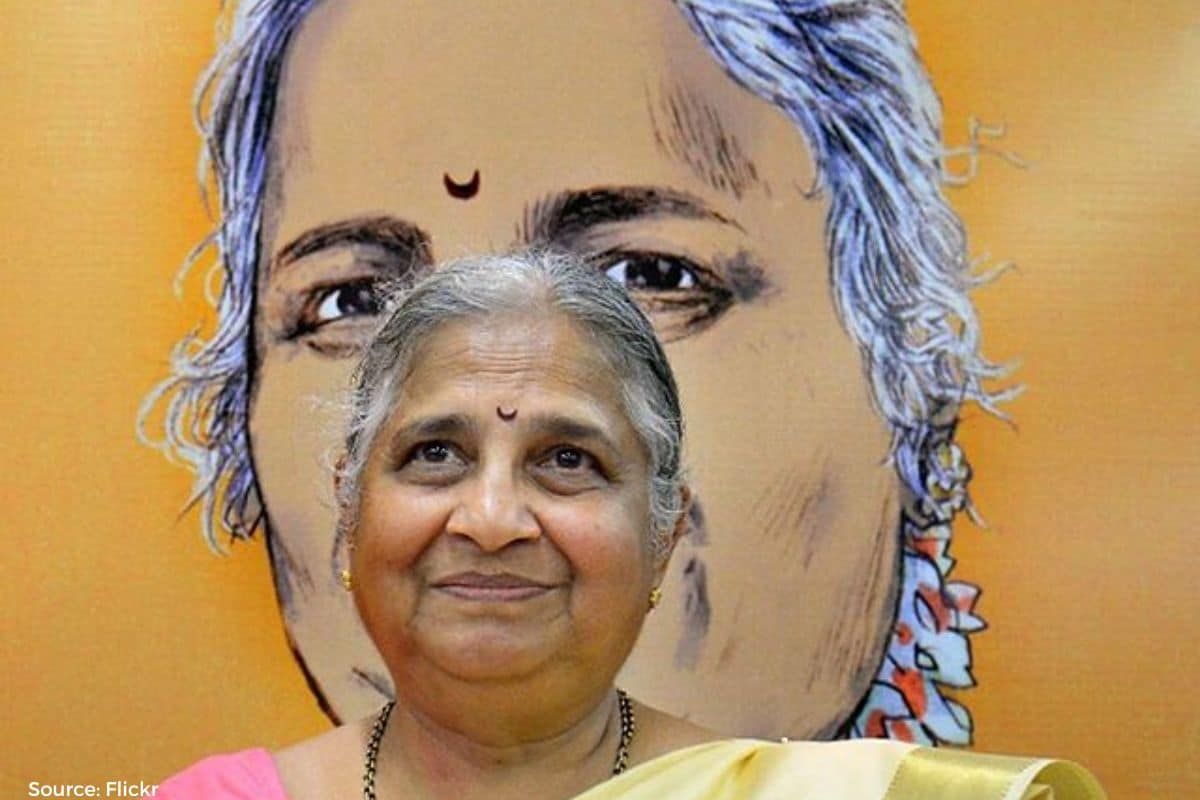 "Sudha Murthy is so simple" jokes trending on Twitter