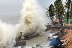 Worst storm in decades: Residents pray as cyclone Biparjoy hits