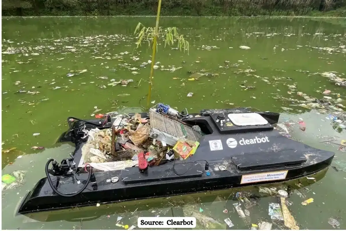 Clearbot: A Startup that cleans water bodies with a bot