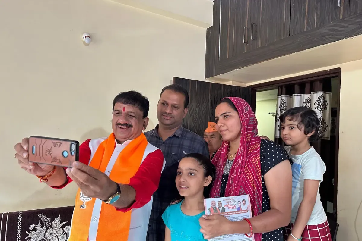 Who is Alok Sharma BJP's Loksabha candidate from Bhopal?