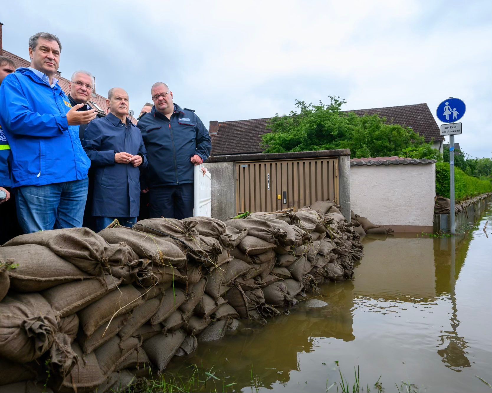 Southern Germany flood: 5 लोगों की मौत, हज़ारों लोगों ने छोड़ा घर