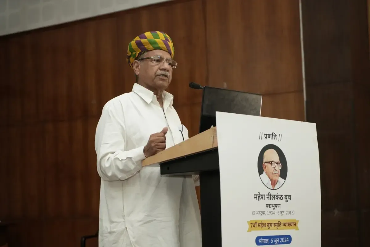 "वर्षा के जल को बचाने से ही बचेगी आजीविका" पद्मश्री लक्ष्मण सिंह
