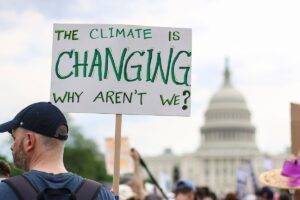 Global leaders urged to present bold climate plans by 2025