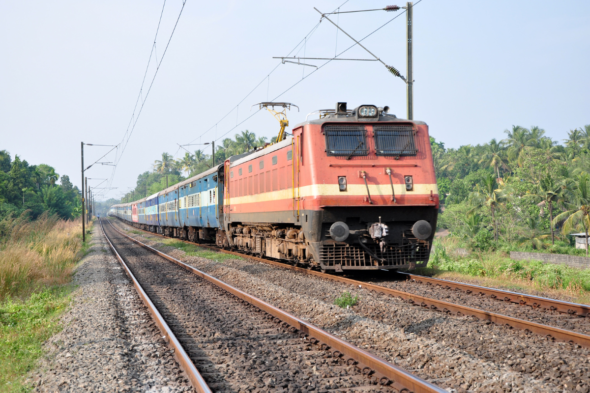 Holi 2026: How to Book the Special Indore-Khadki Train Starting Today
