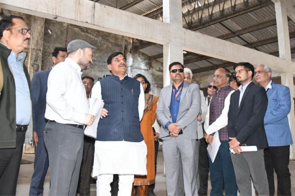 Mohan Yadav in union carbide