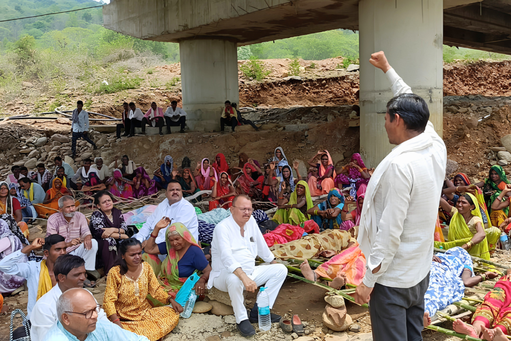 amit bhatnagar ken betwa protest chhatarpur