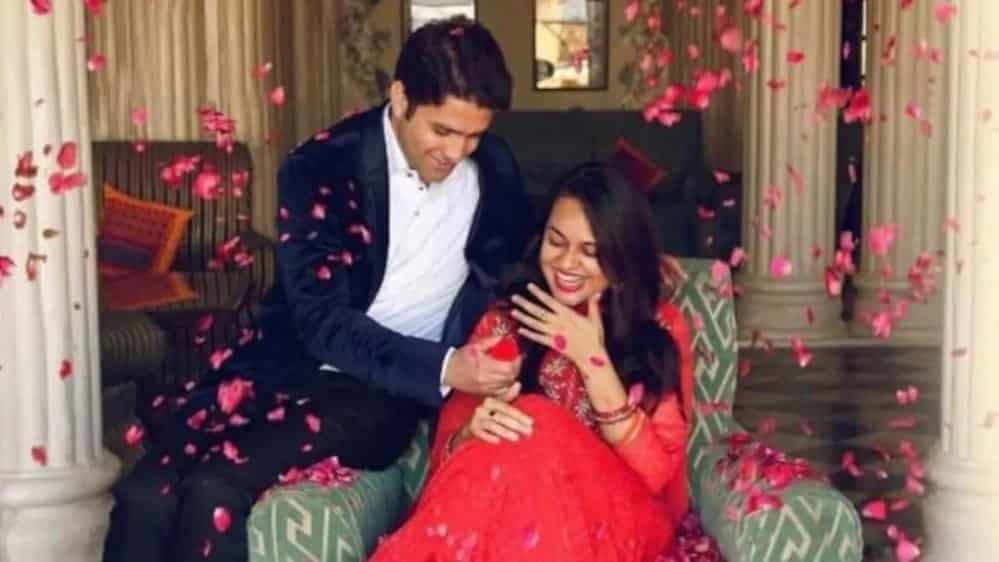 IAS Tina Dabi, Athar Amir file for divorce: Twitterati reacts