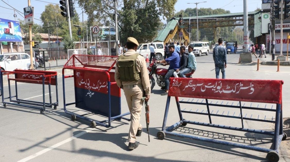 IED diffused on Patha Chowk-Nowgam road in Srinagar