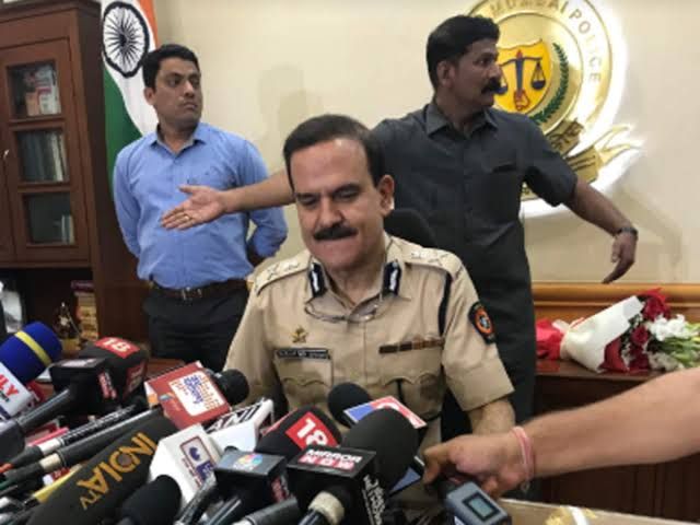 Param Bir Singh moves SC for CBI probe against Deshmukh