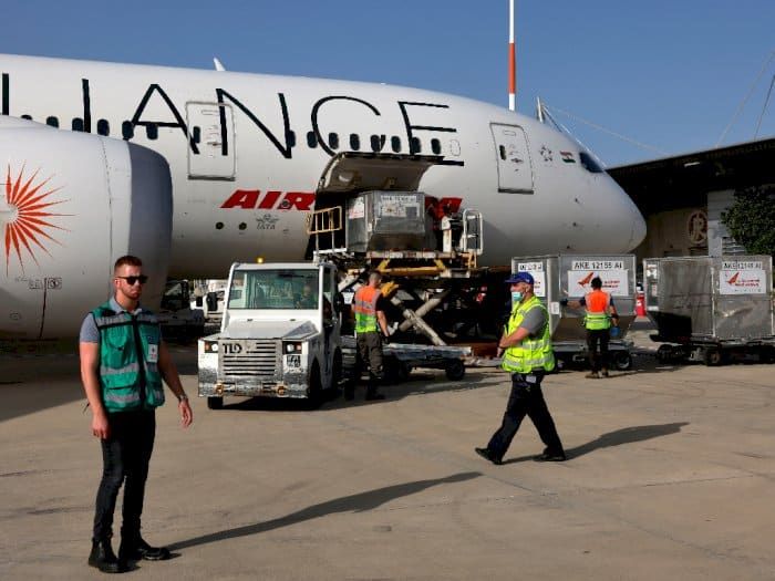 Covid: Foreign aid to India allegedly not distributed well by the government