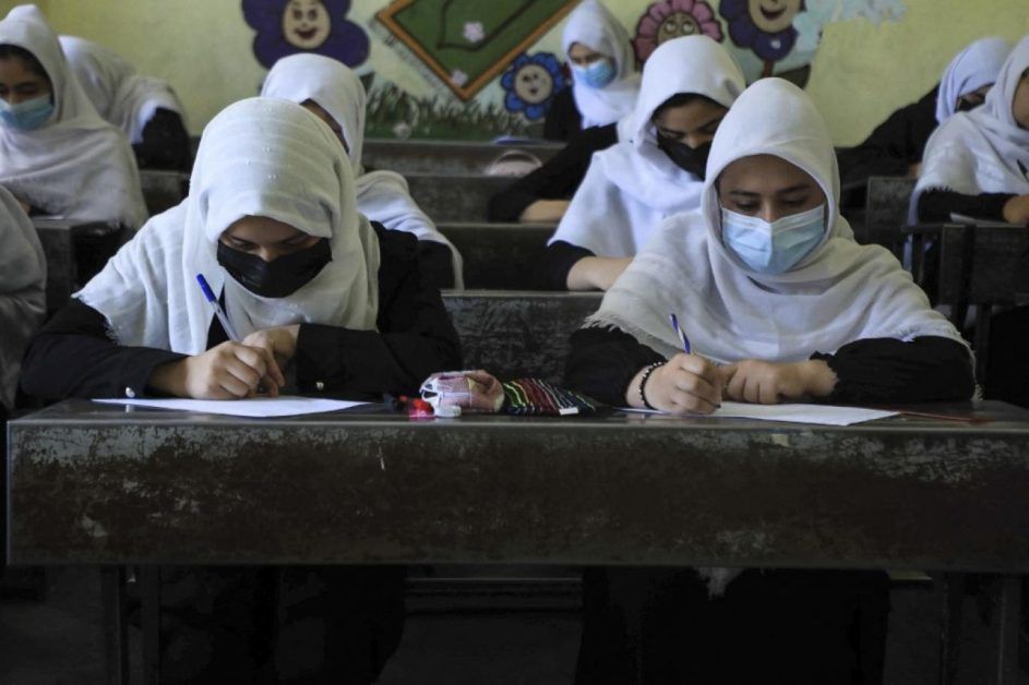 Life under Taliban rule: Beard, burqa, and prayers