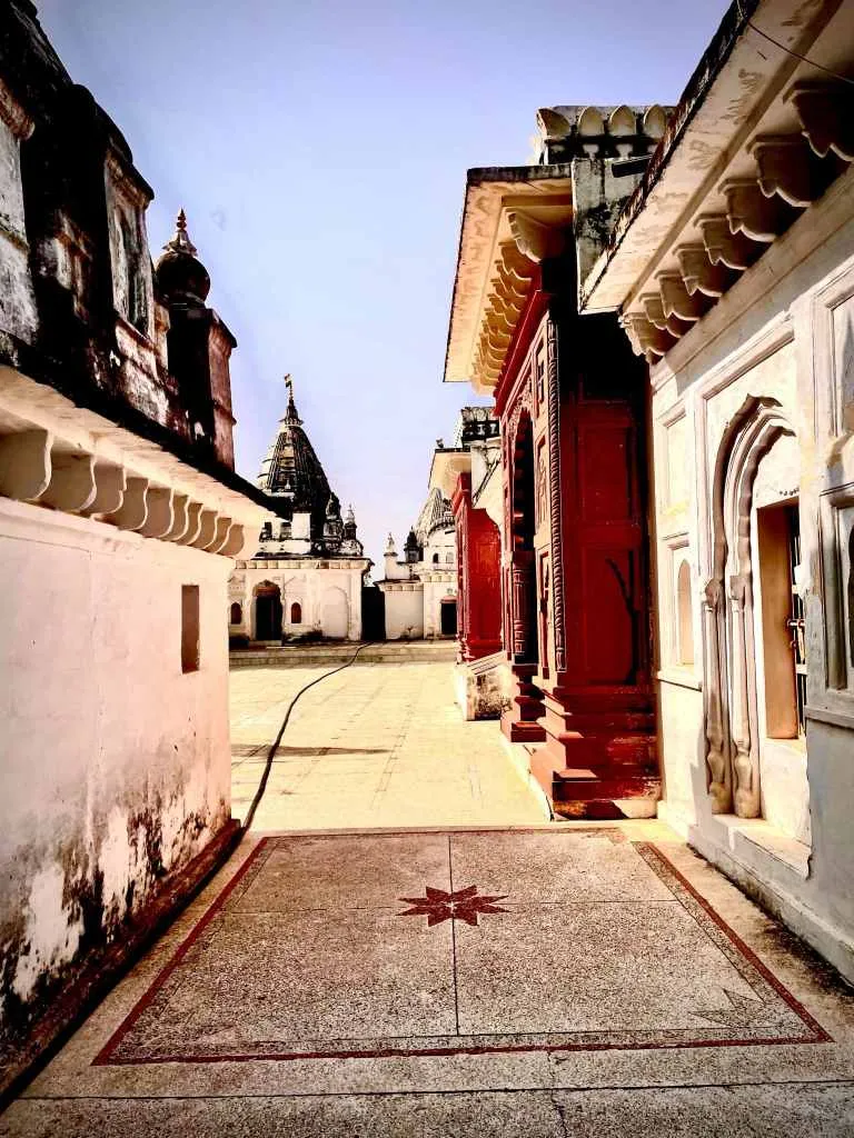 Nainagiri Jain temple