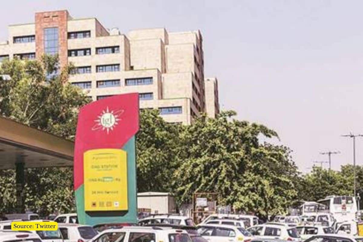 From where does India get its CNG fuel?