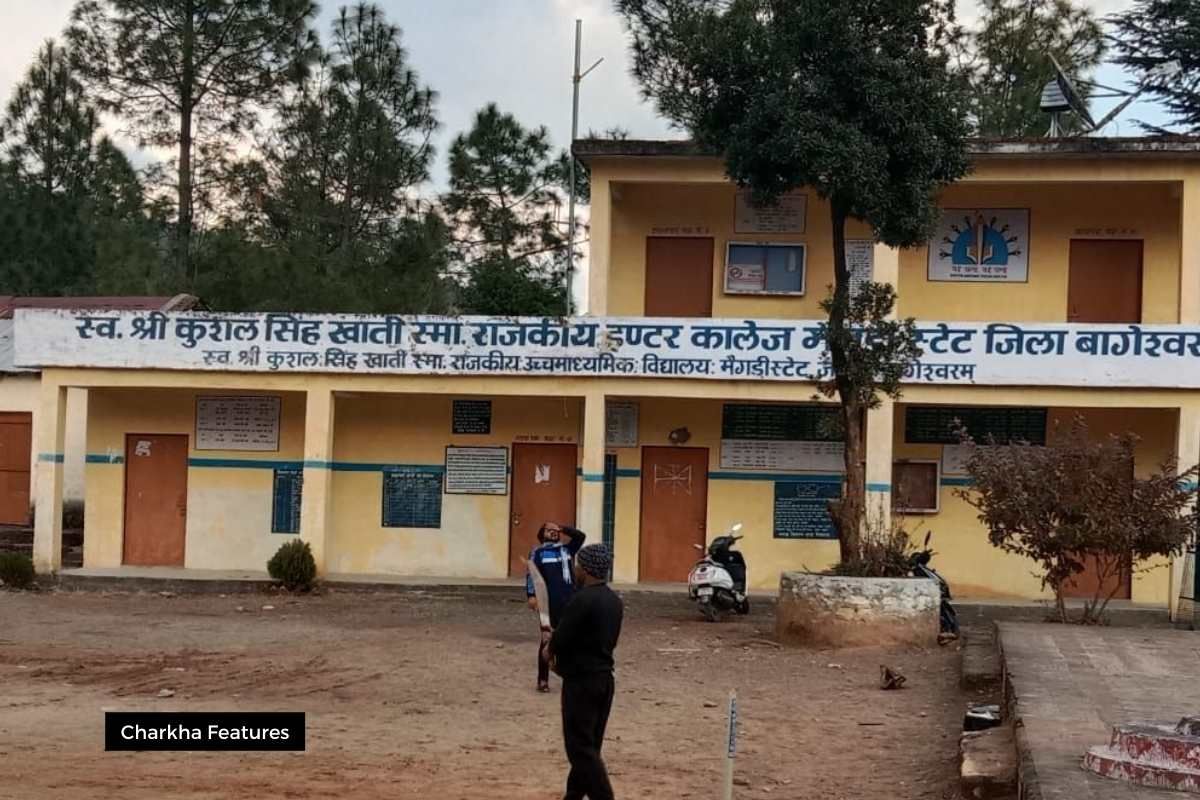 Online classes stall girls' right to education, study shows