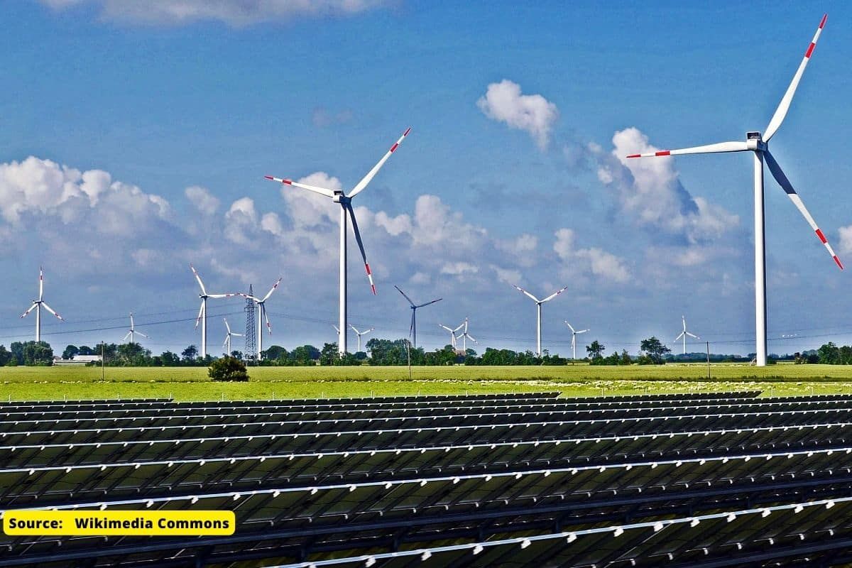 Climate change: Clean energy must double by 2030