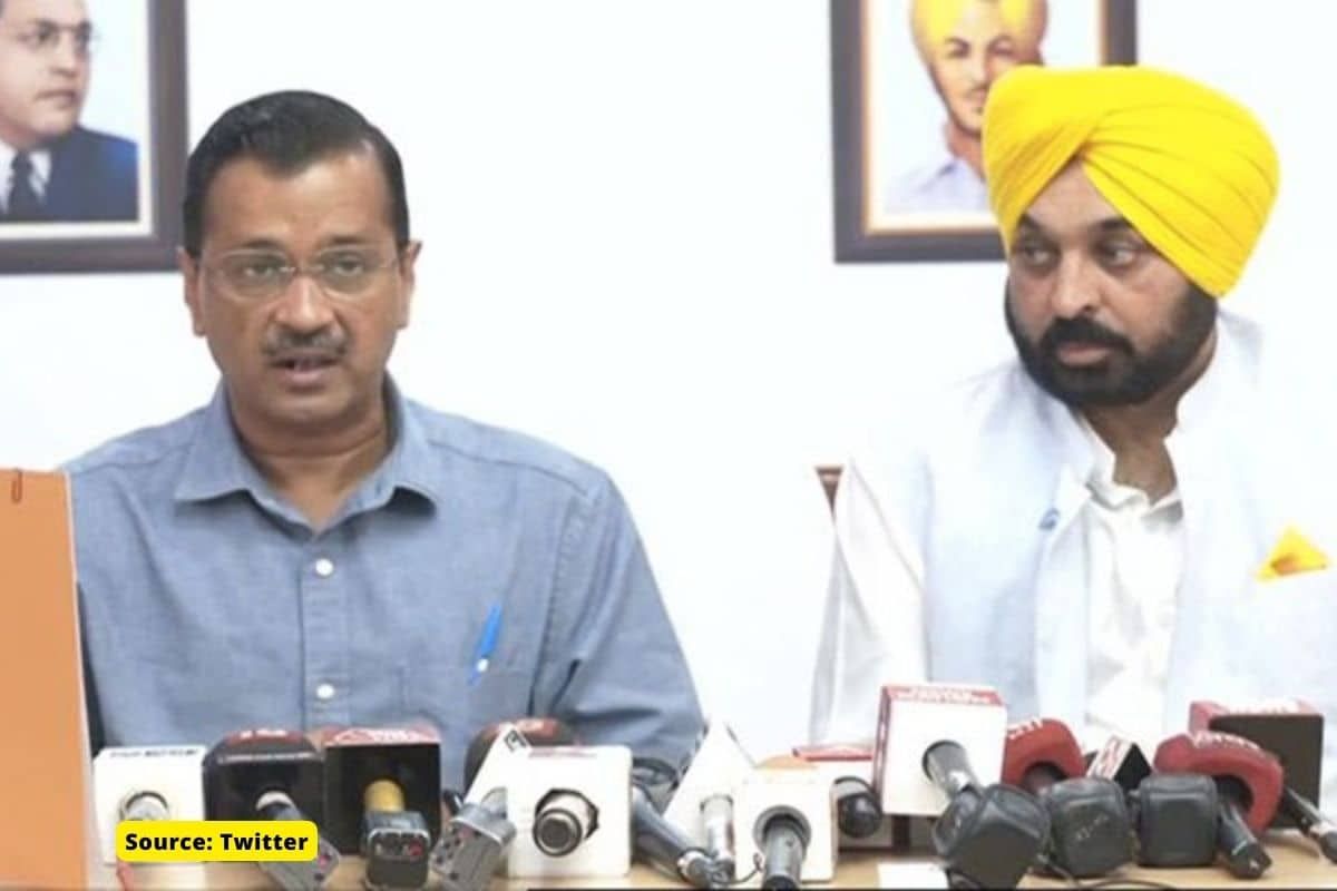 Arvind Kejriwal accepts AAP Govt. responsible for stubble burning in Punjab