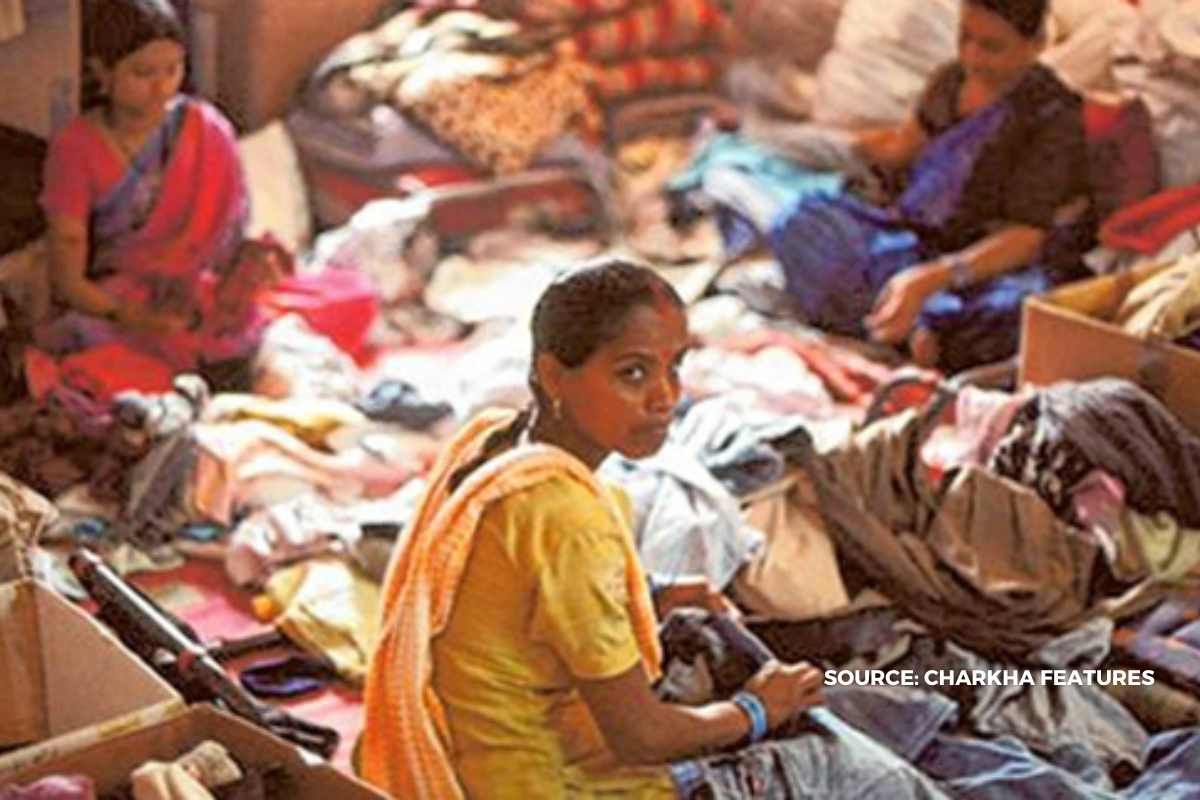 असंगठित क्षेत्रों में महिलाओं का आर्थिक शोषण