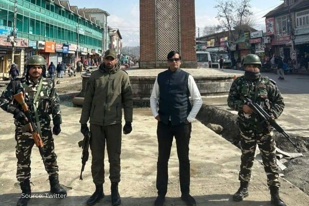 Story of Gujarati thug Kiran Bhai Patel who exposed India’s security service