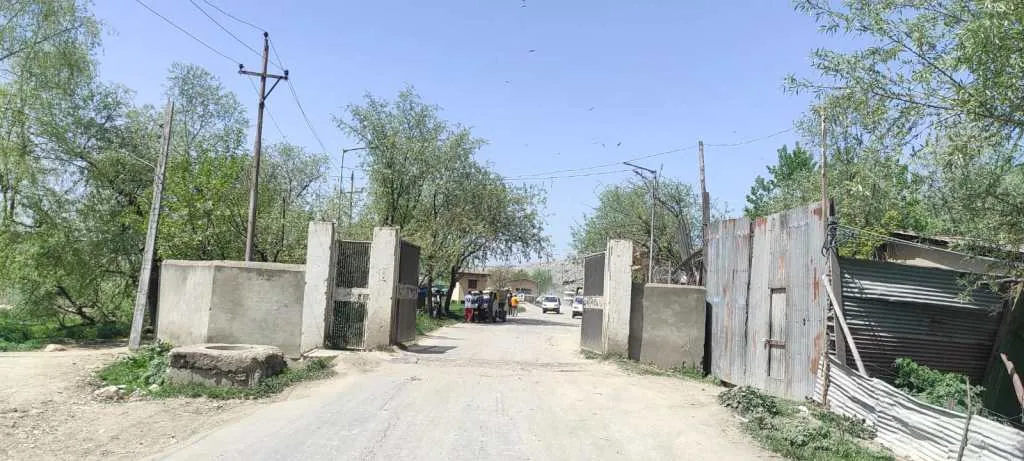 A photo clicked outside shows the SMC hopper coming out of the garbage dumping site after unloading the daily load.