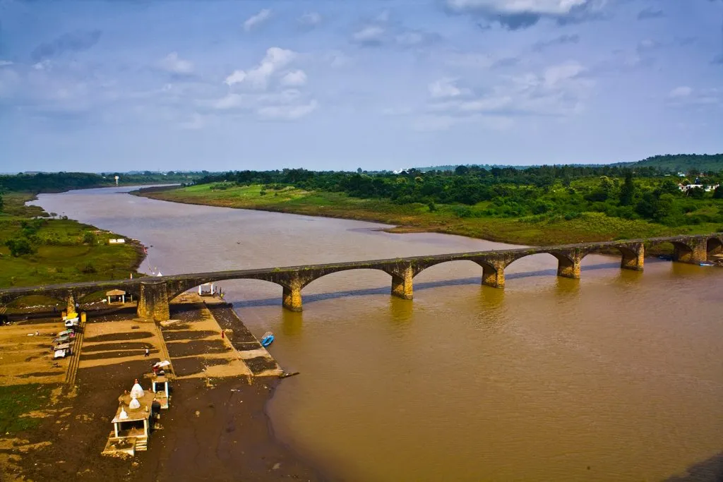 Water Quality Assessment of Narmada River Along Different Topographical Regions of Central India