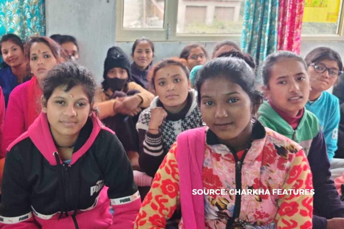 त्वचा के रंग के आधार पर किशोरियों से हो रहा है भेदभाव 