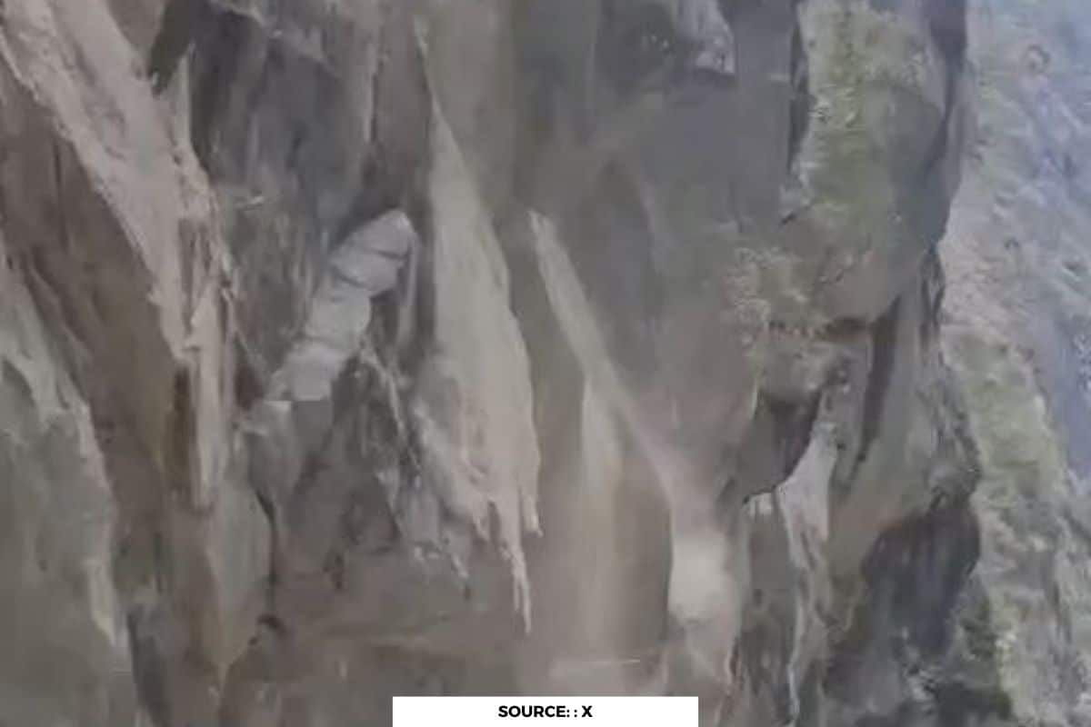 What lead to rock fall on Dharchula-Lipulekh road?