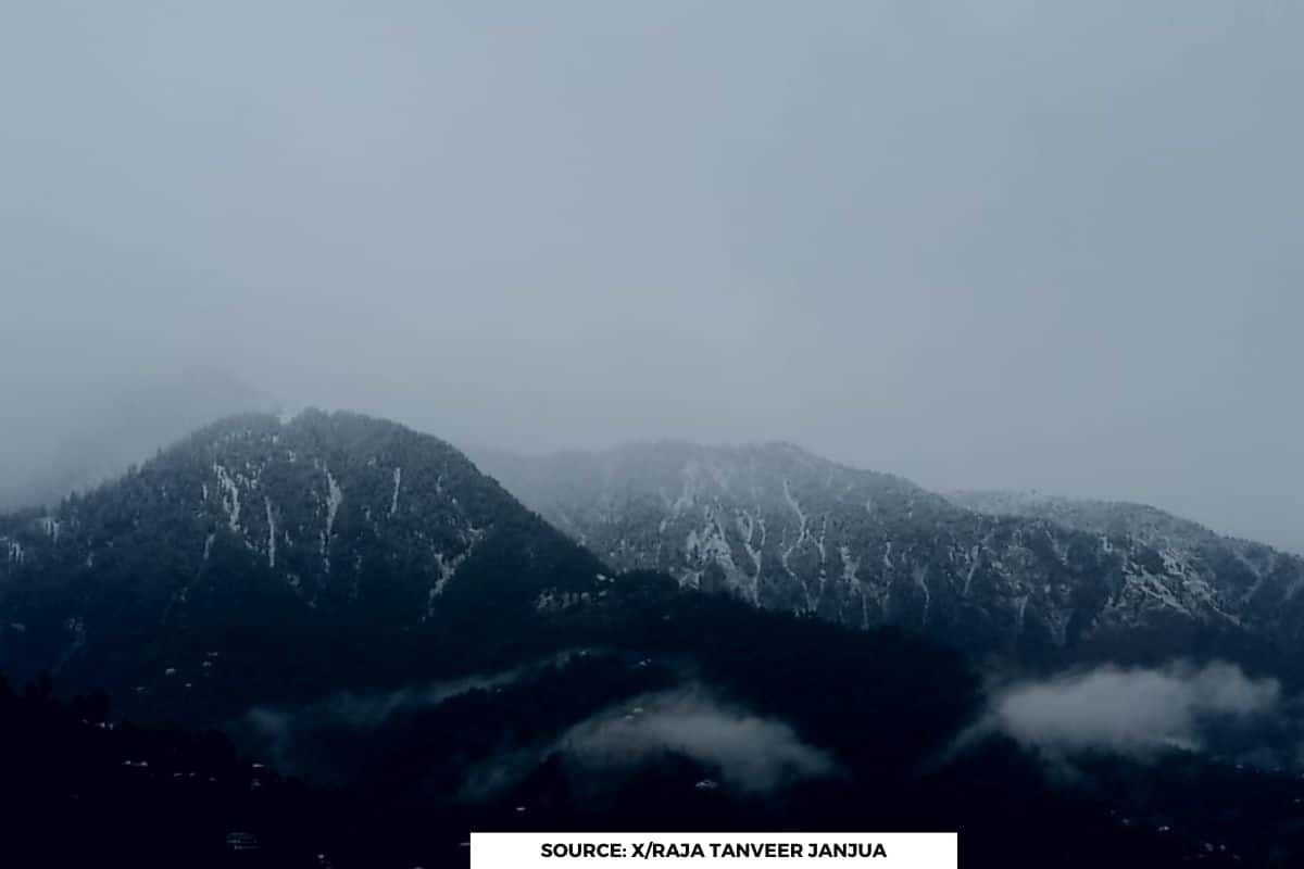 J&K Weather: Upper Reaches, Gulmarg Receive Fresh Snowfall