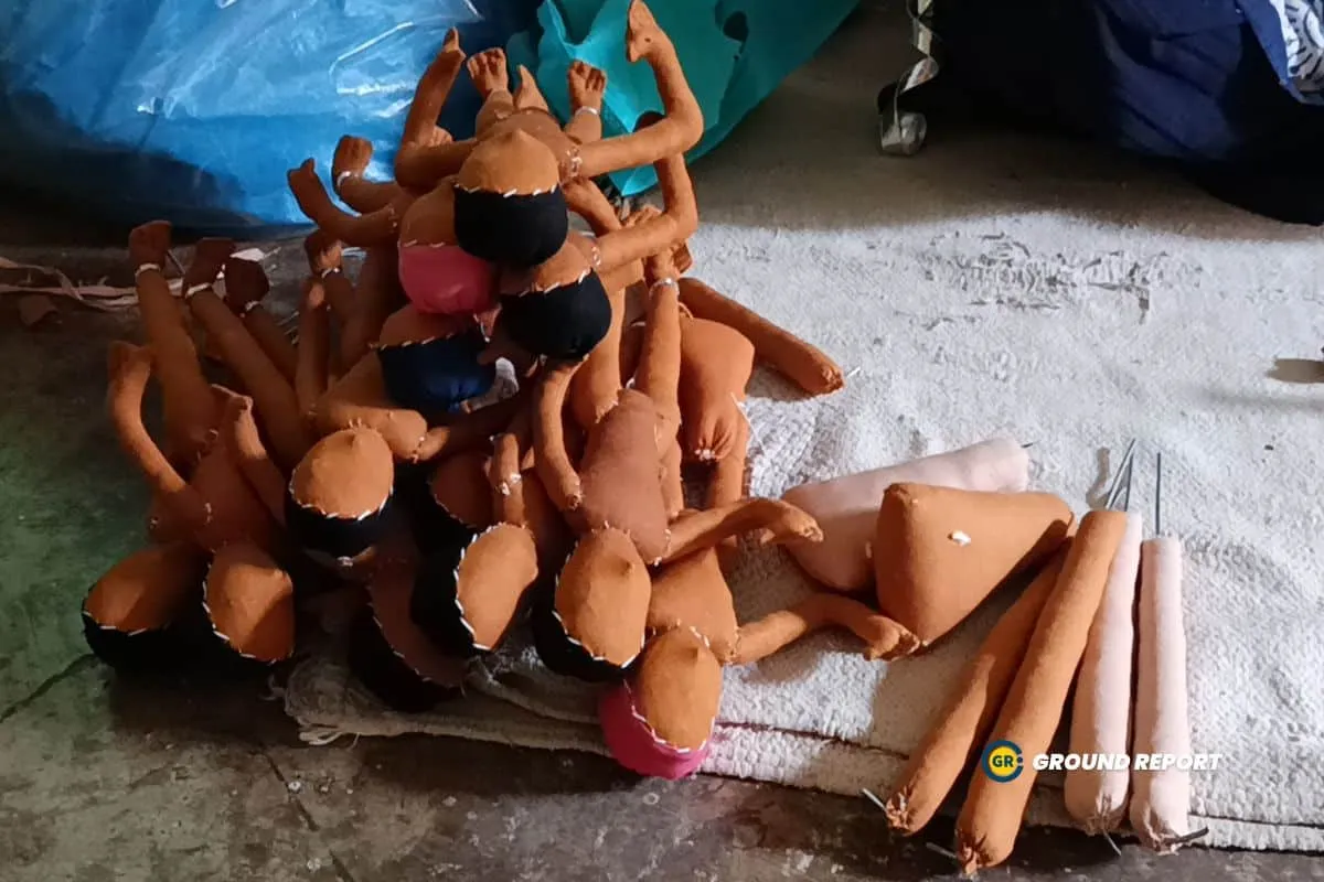 These dolls are made from cloth and cotton