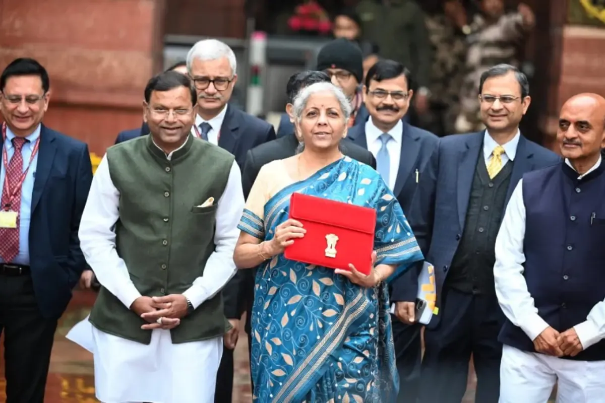 Budget 2024: ये बजट सरकार का एरोगेंस या कॉन्फिडेंस? पढ़ें 8 खास बातें
