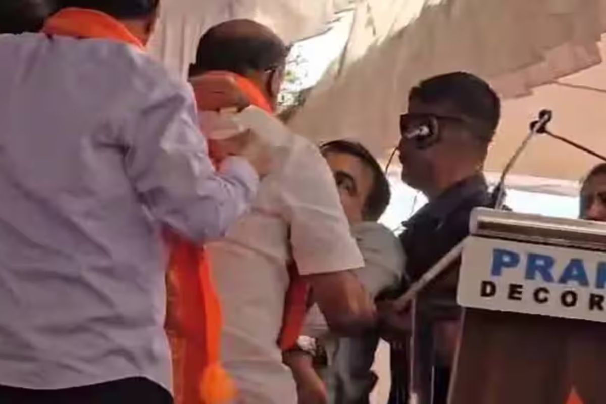 Nitin Gadkari faints due to heatwave on stage during a rally, think about common people