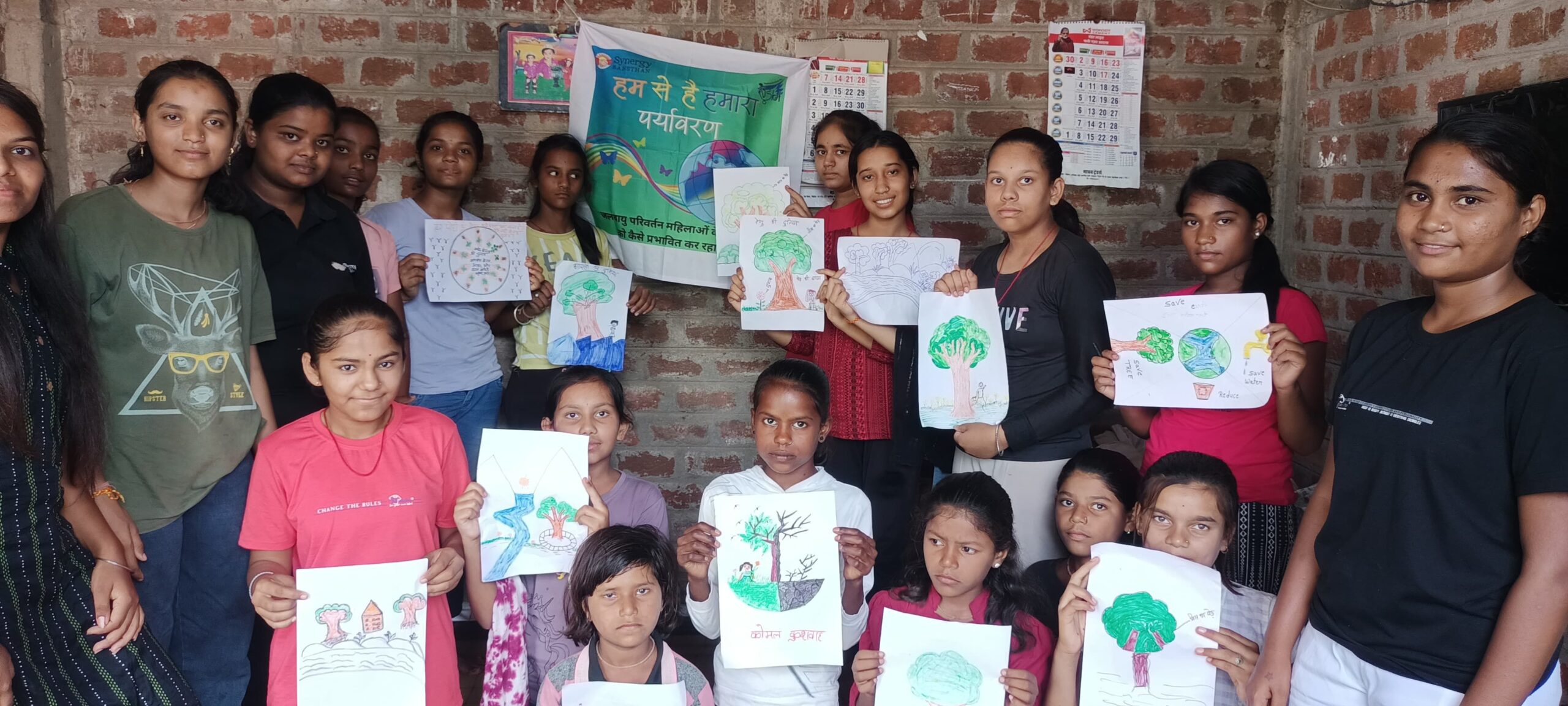महिलाओं को जलवायु परिवर्तन के प्रति जागरूक कर रहीं हरदा की यह लड़कियाँ