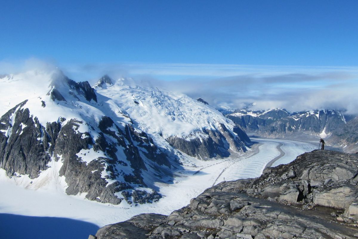 Tiny ice disturbances influence glacier flow, sea level rise: study