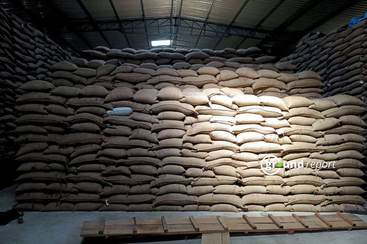 ग्राउंड रिपोर्ट की खबर का असर, कर्जदार गोदाम मालिकों की समस्या पर एक्शन