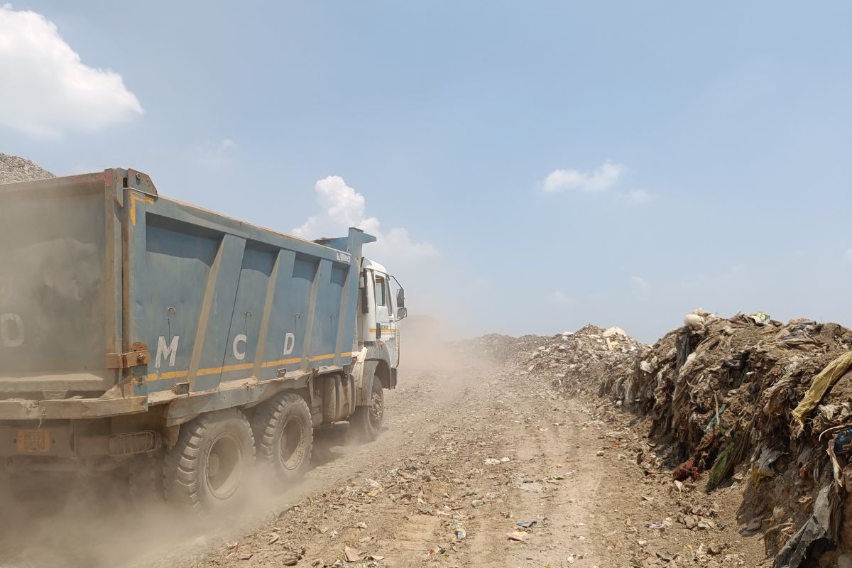 ‘अस्थमा है दादी को…’: दिल्ली में वायु प्रदूषण से मजदूर वर्ग सबसे ज़्यादा पीड़ित