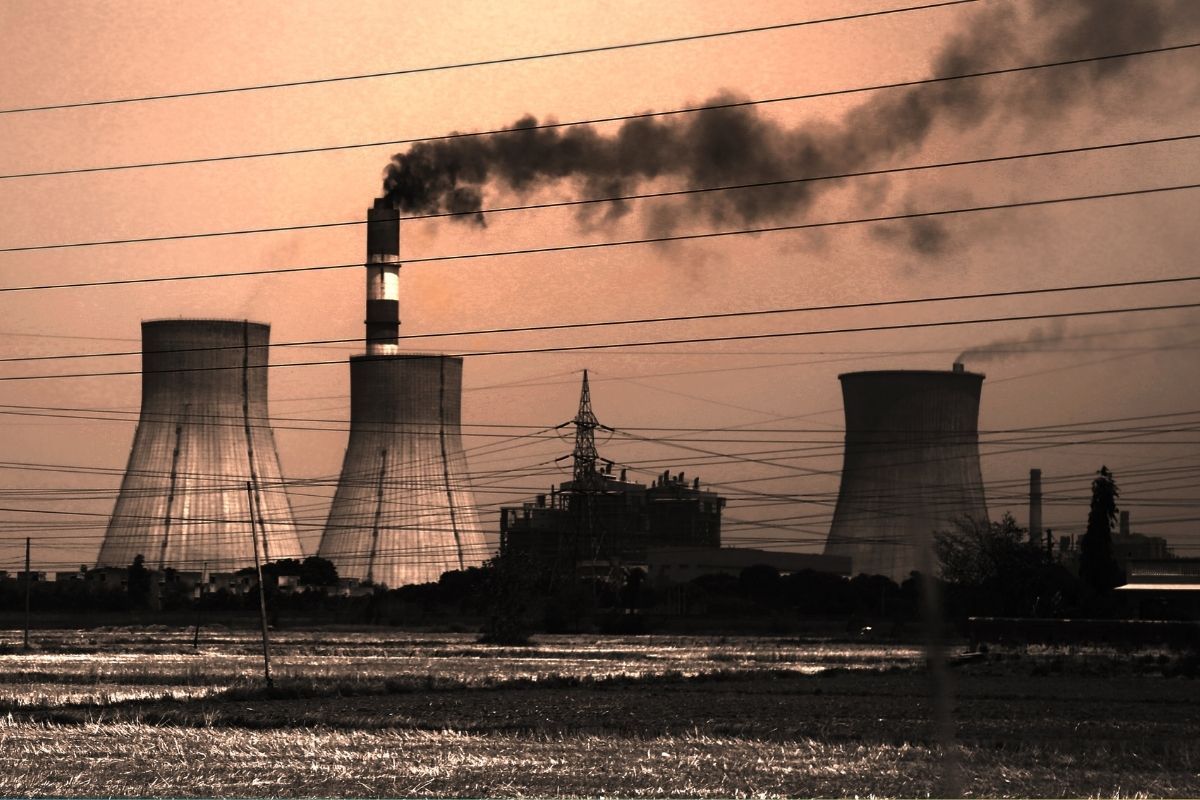 Thermal plants emit 240x more pollution than stubble burning: CREA