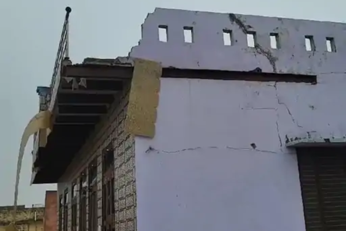 Lightning strikes house in Rohtak, damages property, family unharmed