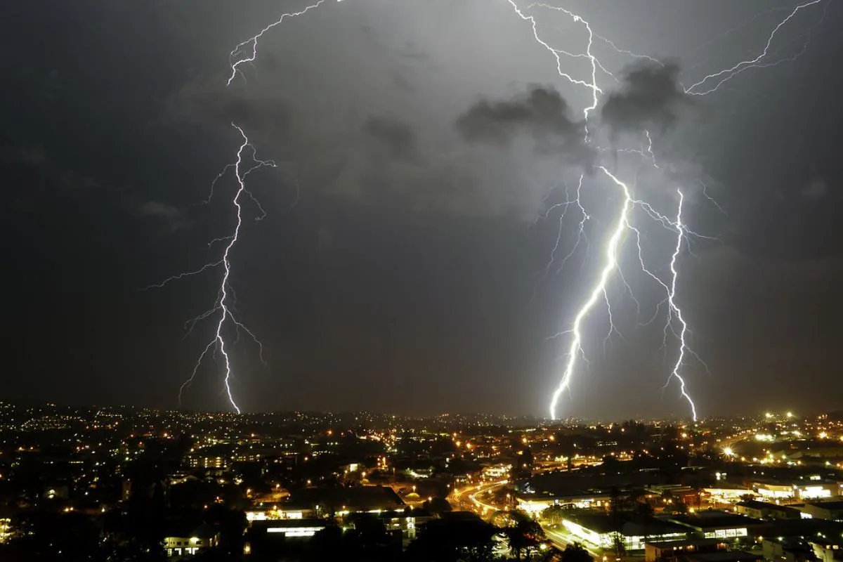 Lightning Kills Two as Madhya Pradesh Storms Rage On, No Relief Until April 7